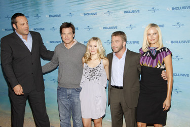 Vince Vaughn, Jason Bateman, Kristen Bell, Peter Billingsley, Malin Akerman