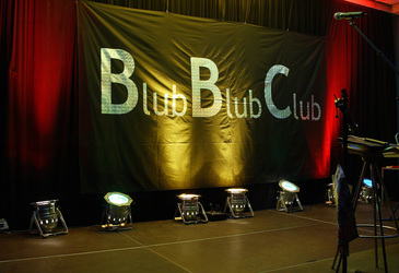 Blub Blub Club Bühne