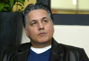 Robert Beltran