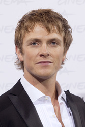 Charlie Bewley