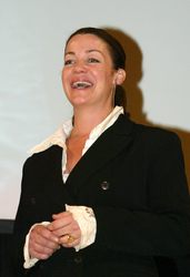 Claudia Christian