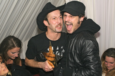 Robert Viktor Minich, Manuel Cortez