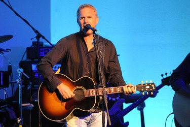 Kevin Costner