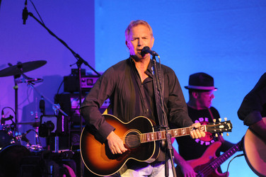 Kevin Costner