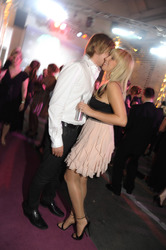 Annemarie Eilfeldwith mit Freund Steffen Cieszynski