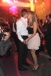 Annemarie Eilfeldwith mit Freund Steffen Cieszynski