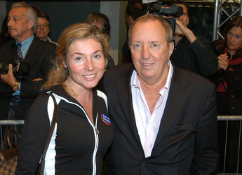 Vadim Glowna und Begleitung