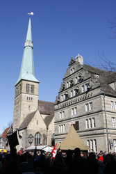 Marktkirche St. Nikolai und Hochzeitshaus am Pferdemarkt