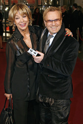 Judy Winter, René Koch mit Wimpern von Hildegard Knef