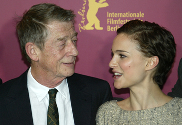 John Hurt, Natalie Portman