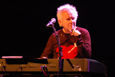 Howard Jones