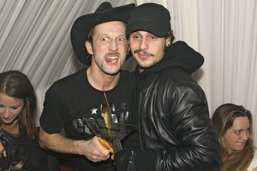 Robert Viktor Minich, Manuel Cortez