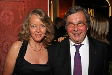 Hellmuth Karasek mit Gattin Armgard Segers