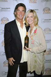 John Easterling, Olivia Newton-John