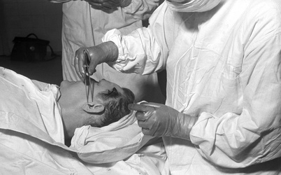 Schönheitsoperation