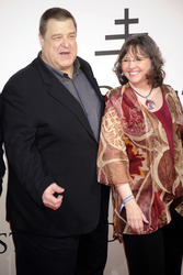 John Goodman, Donna Woolfolk Cross