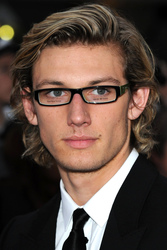 Alex Pettyfer