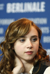 Zoe Kazan