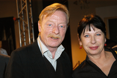 Otto Sander, Monika Hansen