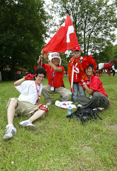 Fans aus Süd-Korea mit Schweiz Fan