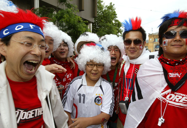 Fans aus Süd-Korea auf der Fanmeile