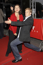 Eva Mattes, Sebastian Bezzel