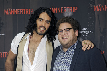 Russell Brand, Jonah Hil