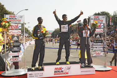 Francis Kiprop, Haile Gebrselassie, Negari Terfa