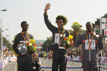 Francis Kiprop, Haile Gebrselassie, Negari Terfa