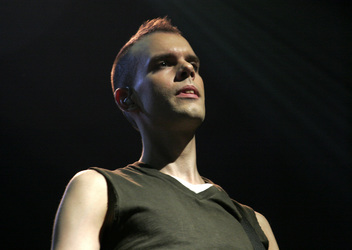 Stefan Olsdal (Placebo)