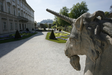 Einhorn und Schloss Mirabell