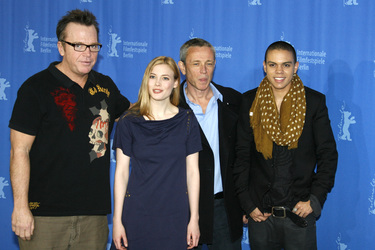 Tom Arnold, Gillian Jacobs, Damian Harris, Evan Ross