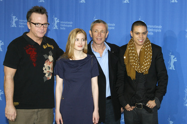 Tom Arnold, Gillian Jacobs, Damian Harris, Evan Ross