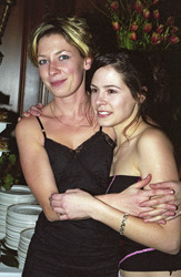 Kate Ashfield, Elaine Cassidy