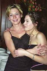 Kate Ashfield, Elaine Cassidy