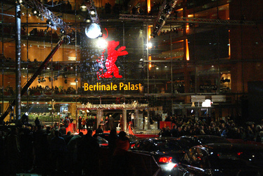 Berlinale-Palast am Abend