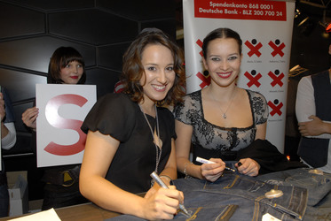 Bärbel Schleker, Laura Osswald