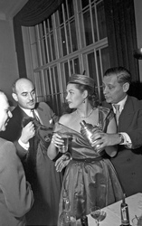 Artur Brauner, Yvonne De Carlo