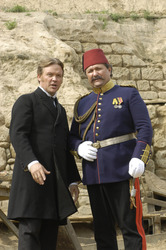 ustus von Dohnányi als Oskar Neumann und Aykut Kayacik als türkischer Pascha