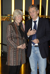 Monika Grütters mit Begleitung