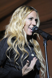 Marie-José van der Kolk (Loona)