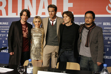 Marco Weber, Hayden Panettiere, Ryan Reynolds Willem Dafoe, Dennis Lee