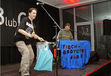 Nico Walser, Wolfgang Grieger