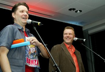 Nico Walser, Wolfgang Grieger