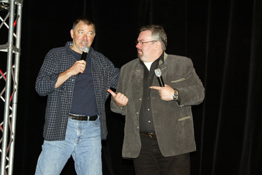 Jonathan Frakes, René Ahlberg