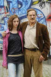 Carolyn Genzkow, Götz George