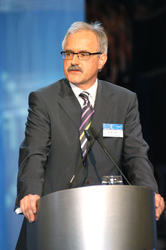 Günter Gloser