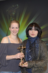 Jasmin Schwiers, Anna Fischer