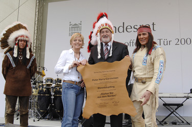 Ute Thienel, Peter Harry Carstensen, Gojko Mitic