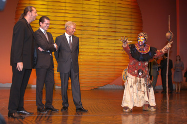 Karl-Theodor zu Guttenberg, Ole von Beust